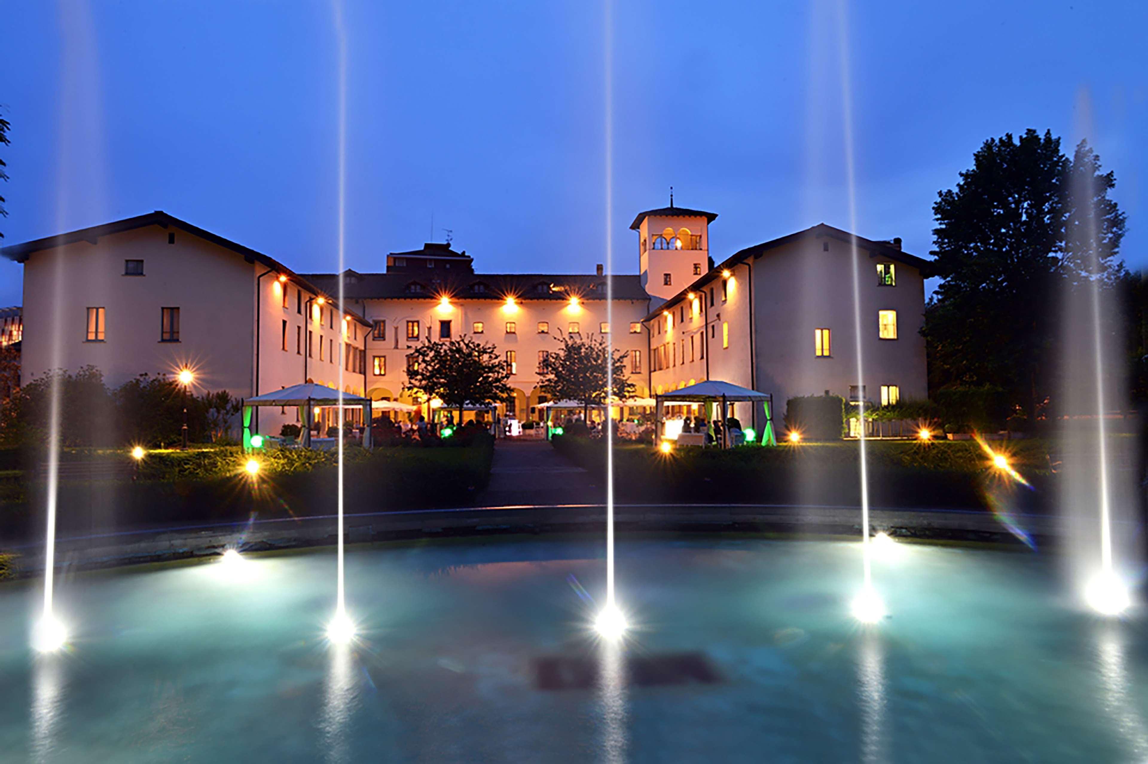 Grand Hotel Villa Torretta, Curio Collection by Hilton Sesto San Giovanni Esterno foto