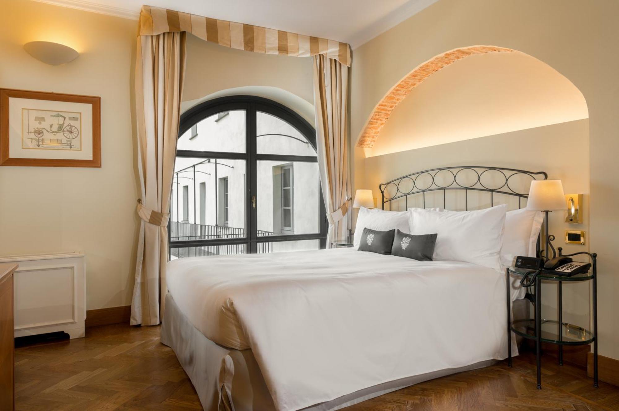 Grand Hotel Villa Torretta, Curio Collection by Hilton Sesto San Giovanni Esterno foto